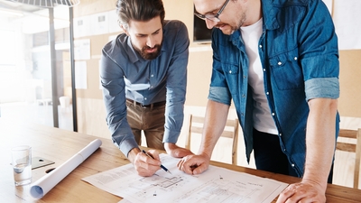 Construire sa maison soi-même : un projet à bien préparer © Nicola Katie/Shutterstock