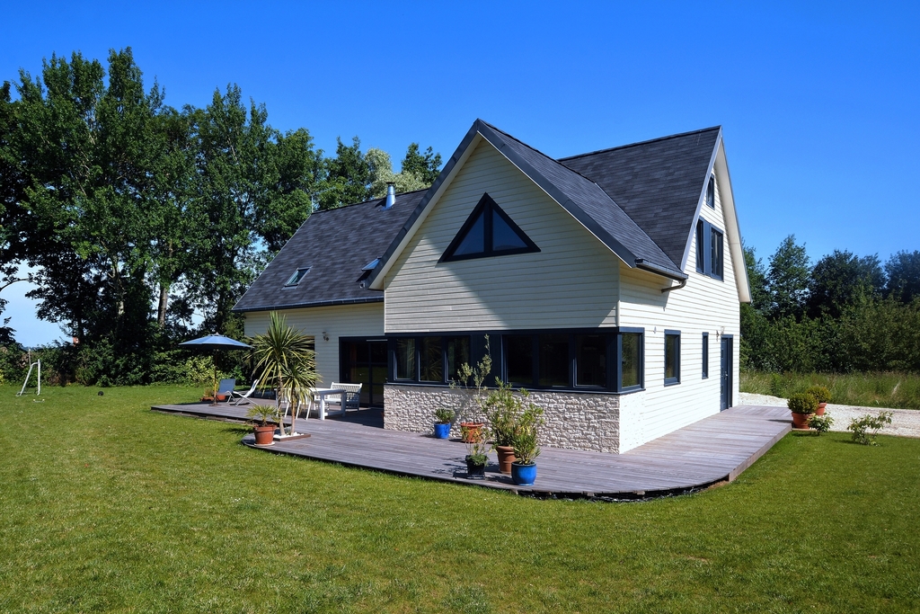 Implanter sa maison. Tout savoir pour bien implanter sa maison sur le