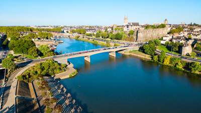Pays de la Loire : des terrains dispo… mais à quel prix ! © saiko3p-Getty Images