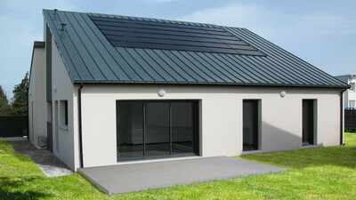 Maison : comment poser des panneaux solaires © Agence Be New (CLG Construction)