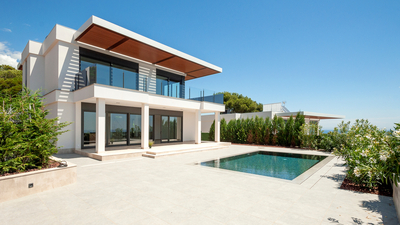 Bien orienter sa maison neuve sur son terrain © KARNAVALL22/Shutterstock