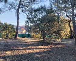 Terrain aménagé La Bastide-des-Jourdans (84240)