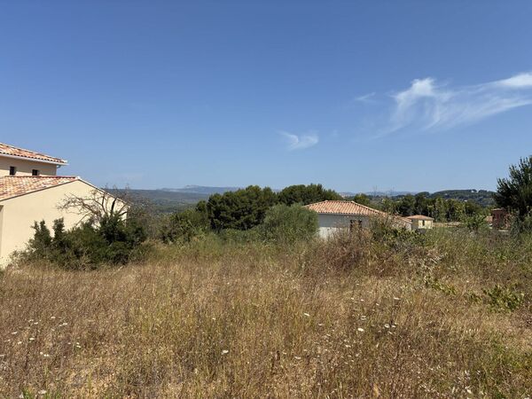 Terrain aménagé Le Castellet (83330)