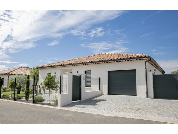 Maison 101&nbsp;m² à construire Mazan (84380)