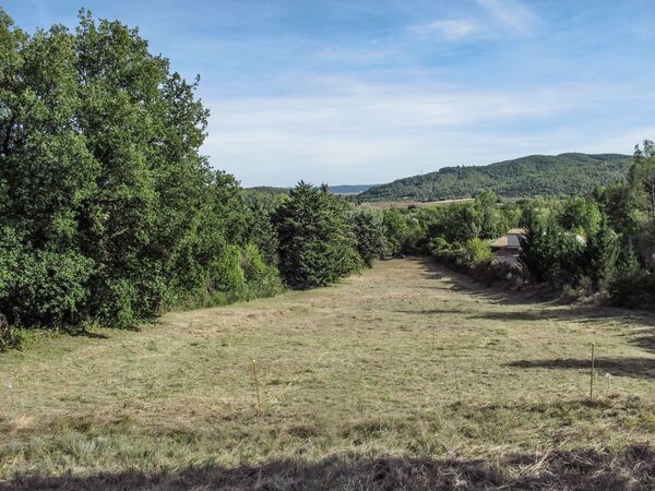 Terrain aménagé Pierrevert (04860)