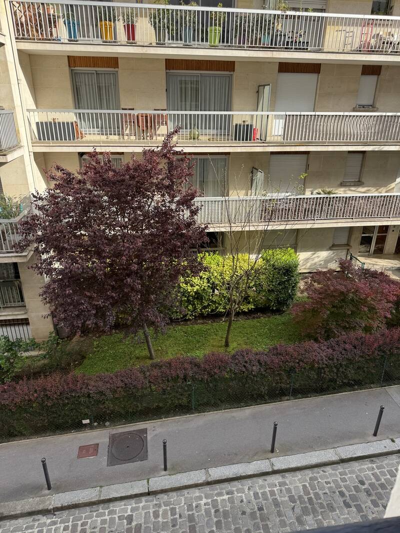 Paris 11E