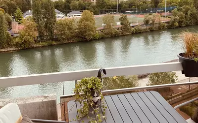 Avec Terrasse - Courbevoie Limite Neuilly Sur Seine -
