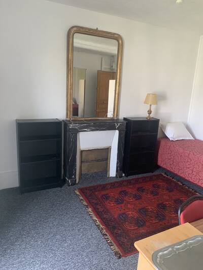 Location appartement studio Paris 18e