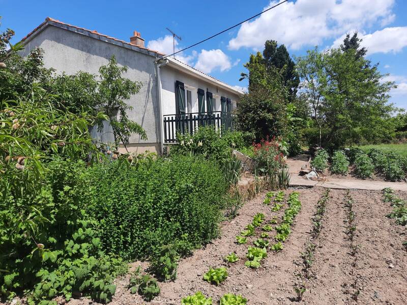 La Plaine (49360)
