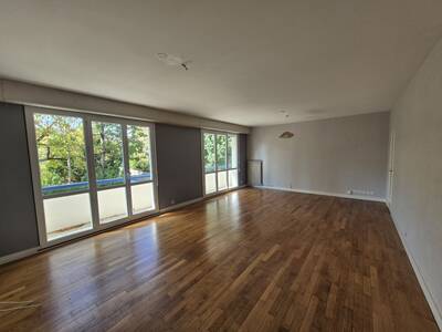 Location appartement 5 pièces Châtellerault (86100)