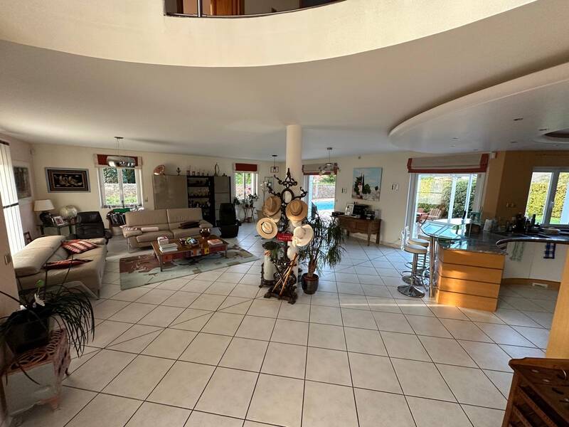 Le Mesnil-En-Thelle (60530)