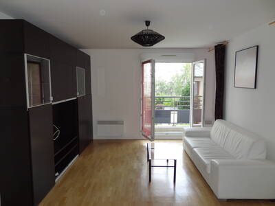 Location appartement 2 pièces Paris 19e