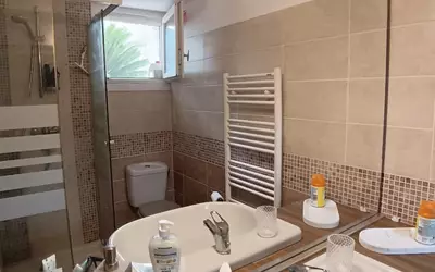 Fréjus (83600)