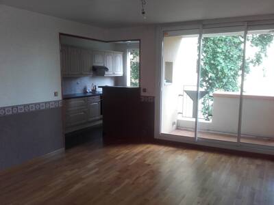 Location appartement 3 pièces Corbeil-Essonnes (91100)