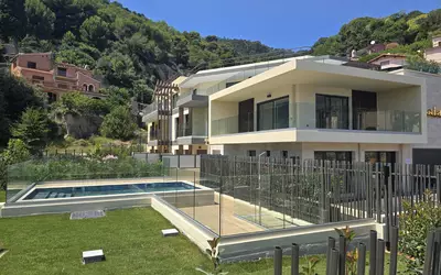 Èze (06360)