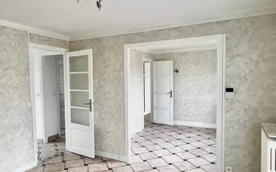 Vaux-Le-Pénil (77000)