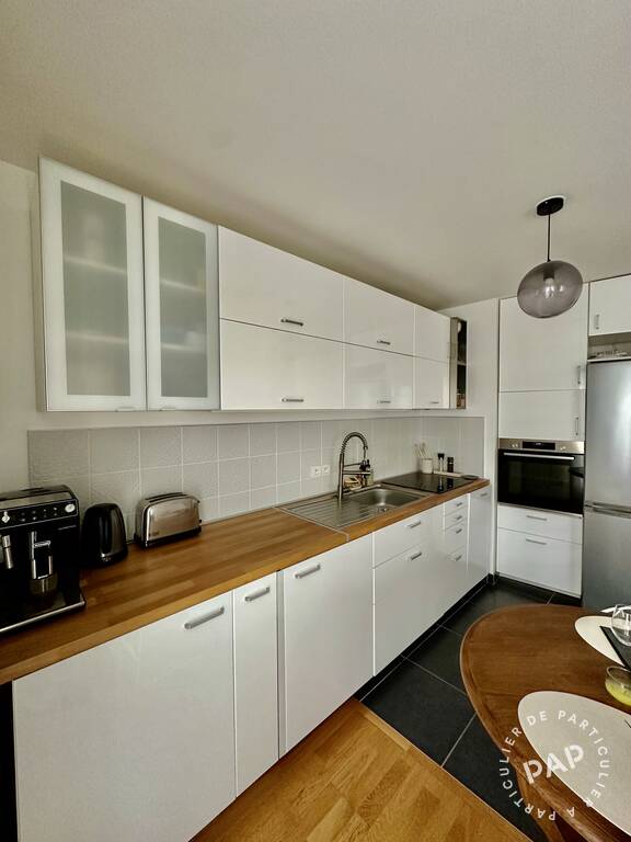 Location meublée appartement 3 pièces 54 m² Puteaux (92800) photo 2
