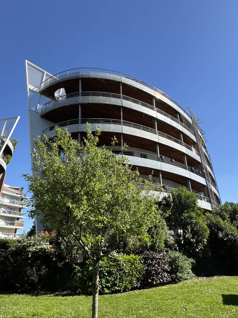 Issy-Les-Moulineaux (92130)