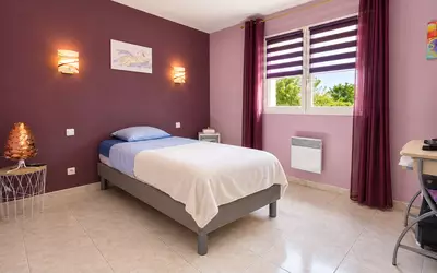 Claira (66530)