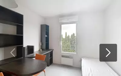 Nîmes (30000)