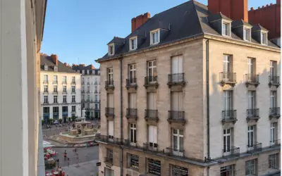 Nantes (44000)