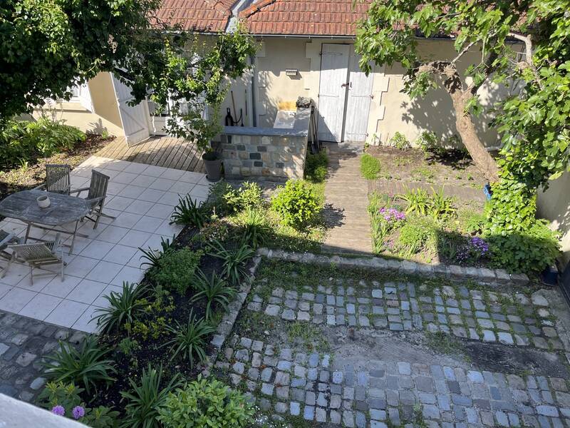 + Local Commercial Arcachon (33120)