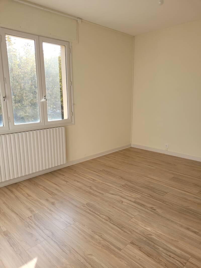 Bourgoin-Jallieu (38300)