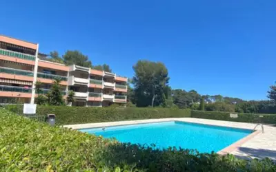 Antibes (06600)