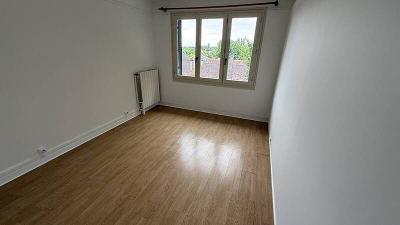 Joigny (89300)