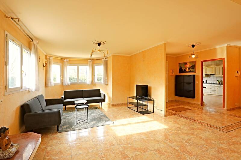 Bussy-Saint-Georges (77600)