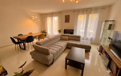 Neuilly-Sur-Marne (93330)