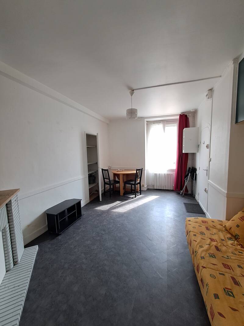 Mandres-Les-Roses (94520)
