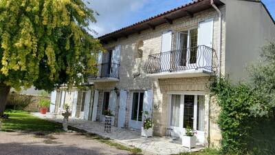 Vente maison 6 pièces Jarnac (16200)