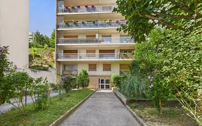 Sèvres (92310)