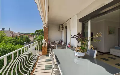 Saint-Cyr-Sur-Mer (83270)