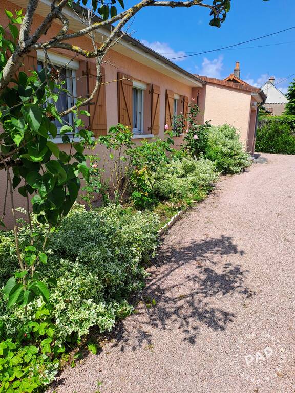 Vente maison 124 m² Dompierre-Sur-Besbre (03290)