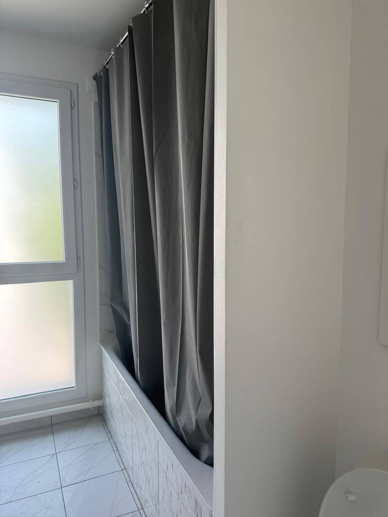 Melun (77000)