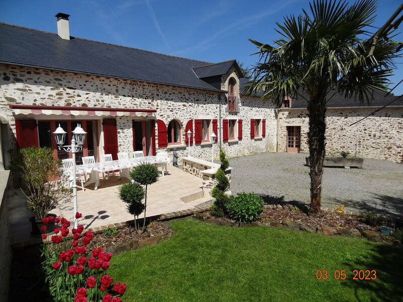 Laval (53000)
