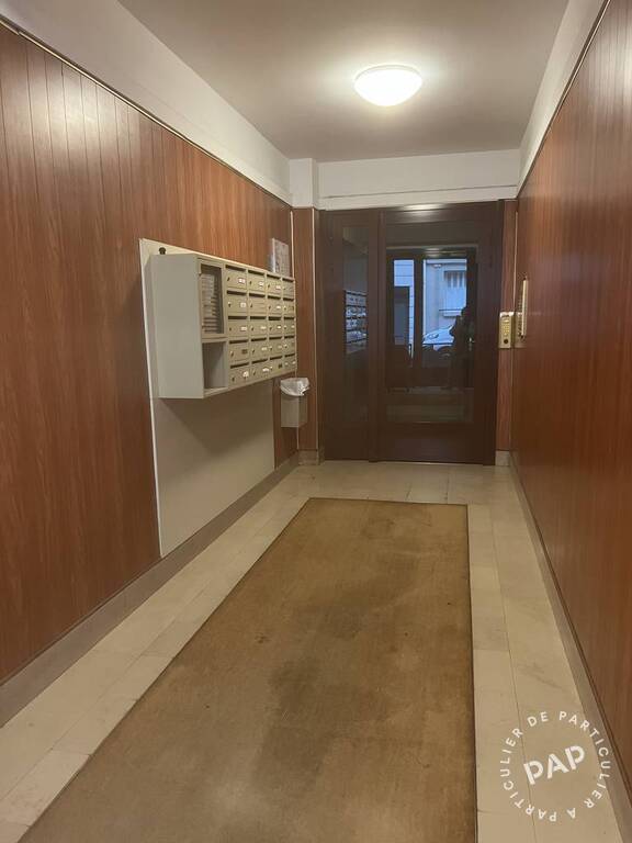 Location immobilier 1.389&nbsp;&euro; Paris 15E