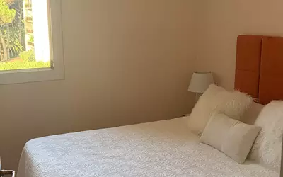 Fréjus (83600)