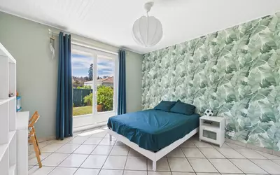 Oullins (69600)