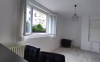 Bois-Colombes (92270)