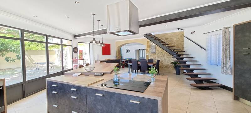 Althen-Des-Paluds - 1 Maison Et 3 Appartements-