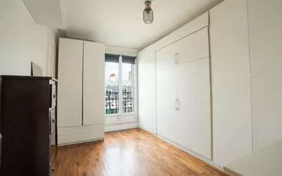 Appartement 3 pièces 47 m² · à Paris 18e · 47,4 m² · 550 000 €