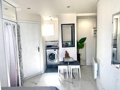 Location appartement studio Paris 18e