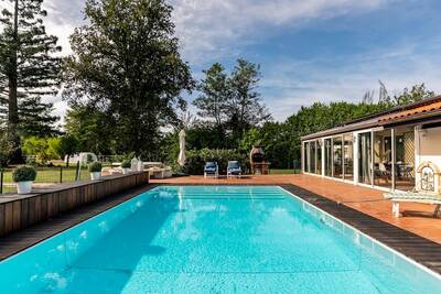 Vente maison 6 pièces Sainte-Hélène (33480)