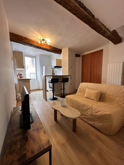Location appartement studio Saint-Maximin-la-Sainte-Baume (83470)
