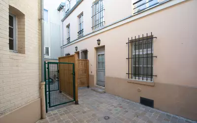 Saint-Ouen-Sur-Seine (93400)