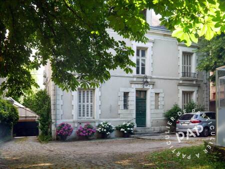 Maison 13 pièces 293 m² · à Vierzon · 293 m² · 398 000 €