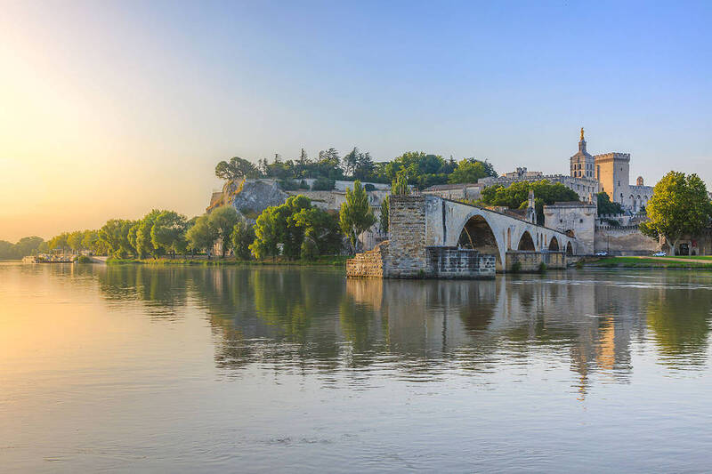 Avignon (84000)